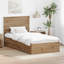 Bed-820224078-820224074