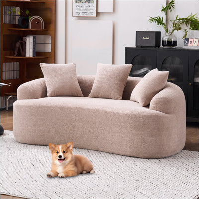 Causeuse incurvée beige chaud: Compressé sans assemblage, petit canapé en chenille, éponge 30D, compact pour les appartements, L 65 po, 300 lb, 3 coussins
