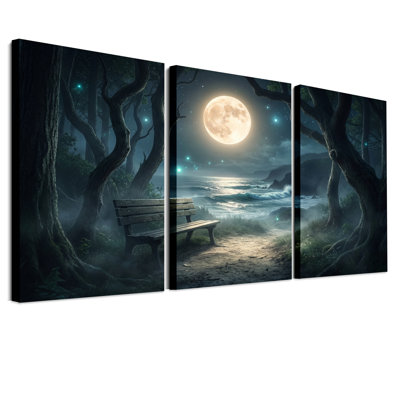 Art mural en bois avec banc en bois encadré par des arbres sous la pleine lune