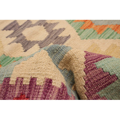 Tapis unique en laine nouvel âge 3 pi 1 po x 4 pi 11 po