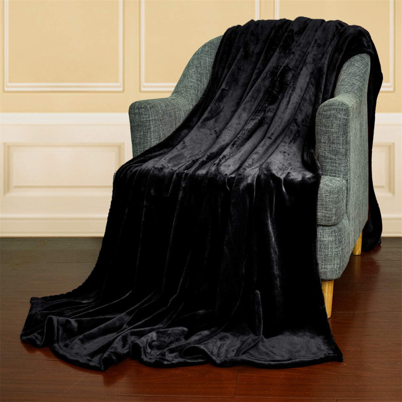 Bavorov Throw Blanket