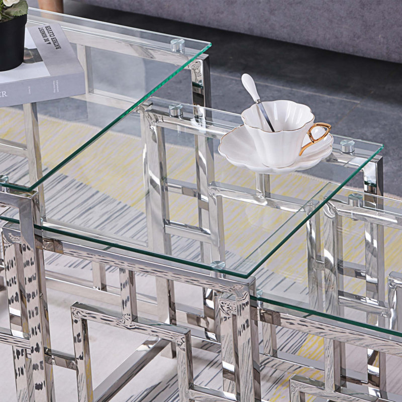Ensemble de tables gigognes 4 pieds Adoma