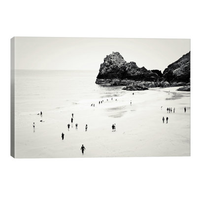 Dorit Fuhg - Print on Canvas