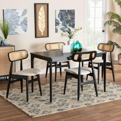Bianey 4 - Person Four Leg Dining Set