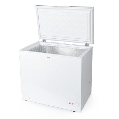 CCFE Series 7 cu. ft. Chest Freezer on Fridge.com