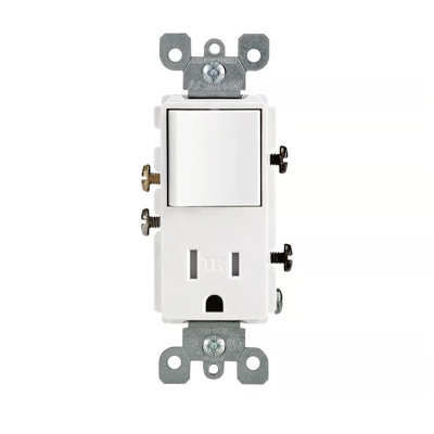 Leviton Decora 15 Amp 125 Volt Watthite Combination Switch/Outlet 5-15R 1 Pack