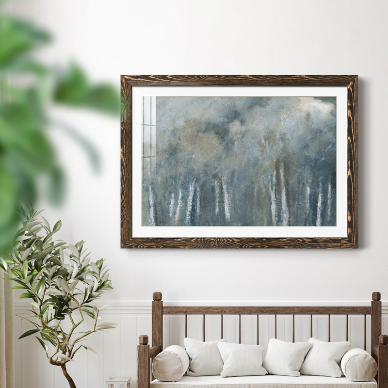 Birch Solitude - peinture encadrée, H 24 po x l 18 po x P 1,5 po, Cadre noyer