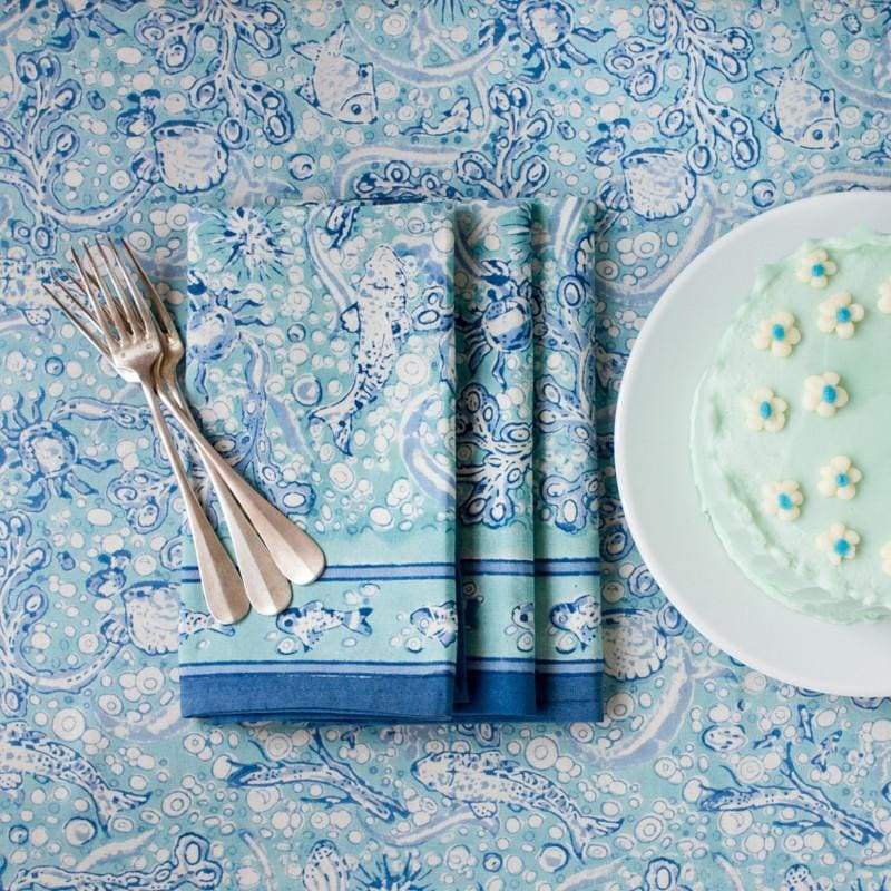 La Mer Handmade Floral Tablecloth, Blue/Light Blue