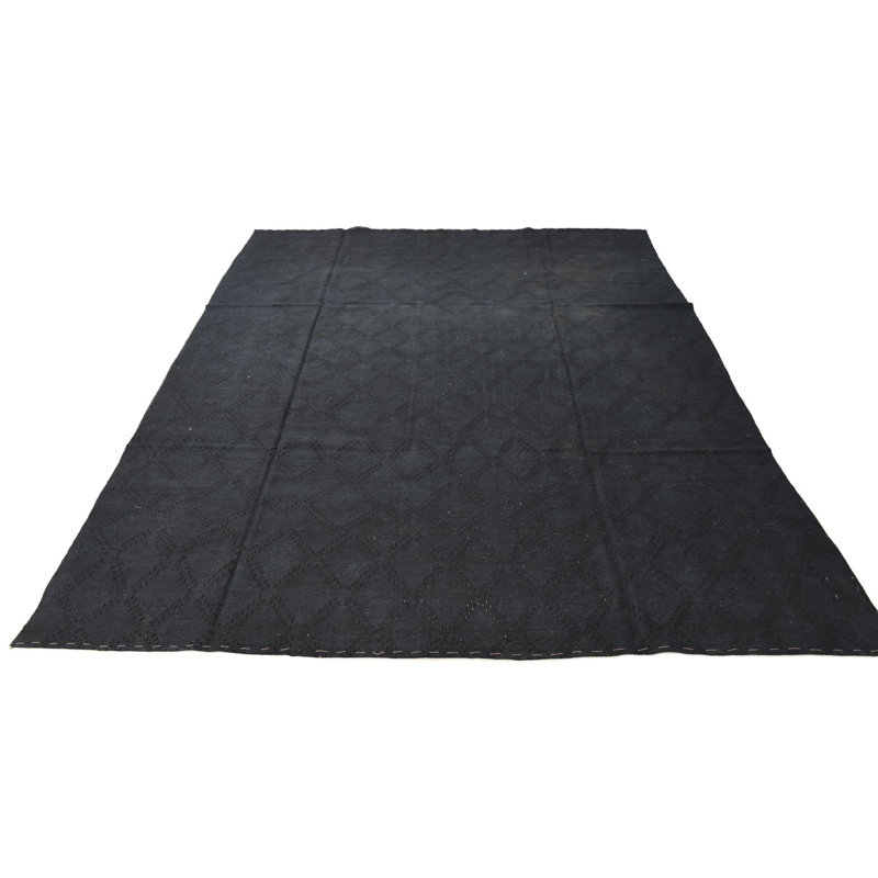 Tapis noir Jessen
