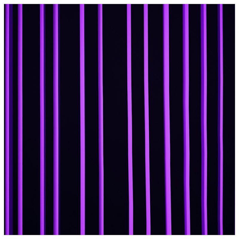 Tapis de bain mauve à rayures verticales, L 24 po x L 17 po