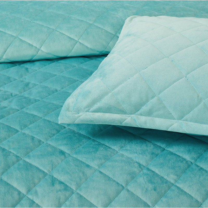 5 Piece Velvet Quilted Set, North Sea
