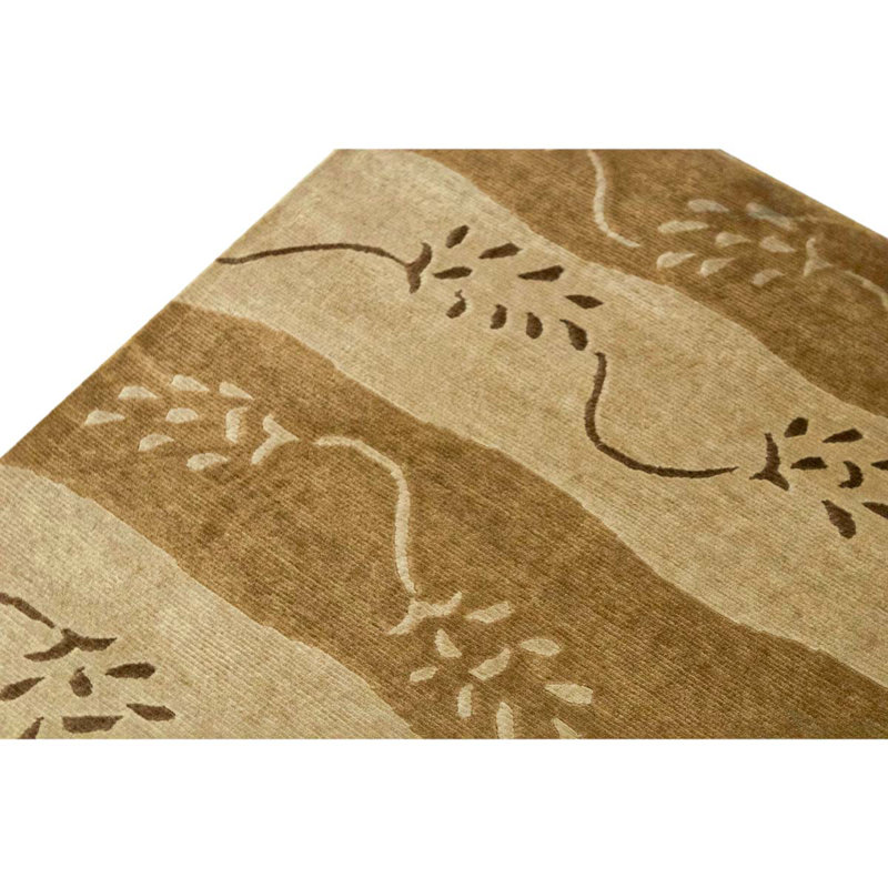 Hand Woven Wool Floral Area Rug