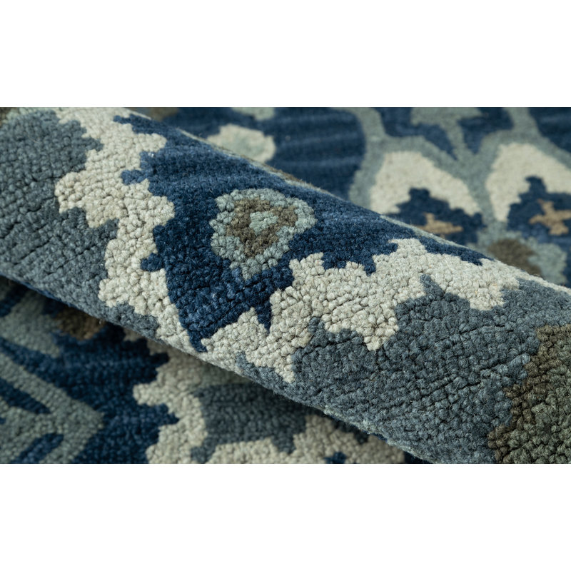 Helio Wool Oriental Indoor Rug, Rectangle 2' x 3'