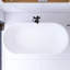 Baignoire autoportante de 160 cm (63 po) en surface solide blanche mate avec bonde