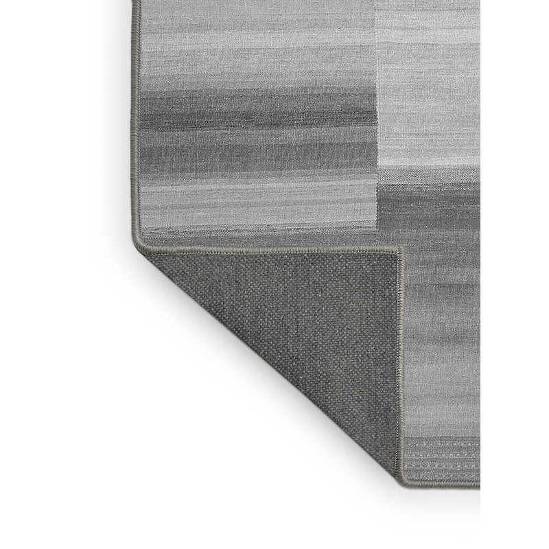 Tapis rayé gris / noir