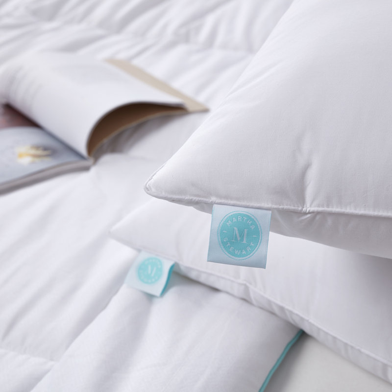 Feathers Medium Support Pillow, Queen