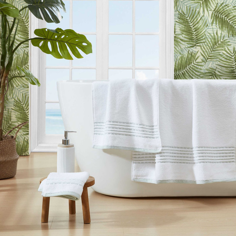 Cliff Side Cotton 3 Piece Towel Set, White/Green
