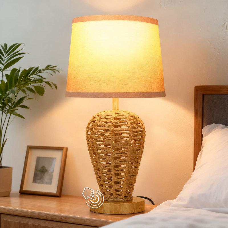 Lampe de table Boho avec contrôle tactile, 3 lumières à intensité variable, abat-jour en rotin tissé à la main pour la chambre à coucher, le salon et le bureau, comprend une ampoule à DEL blanc chaud