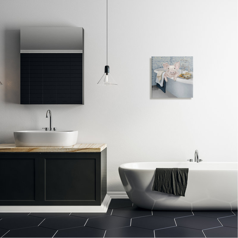 «Pig Bathing Bathroom Tub Animal» par Elizabeth Medley - impression sur toile tendue, H 17 po x l 17 po x P 1,5 po