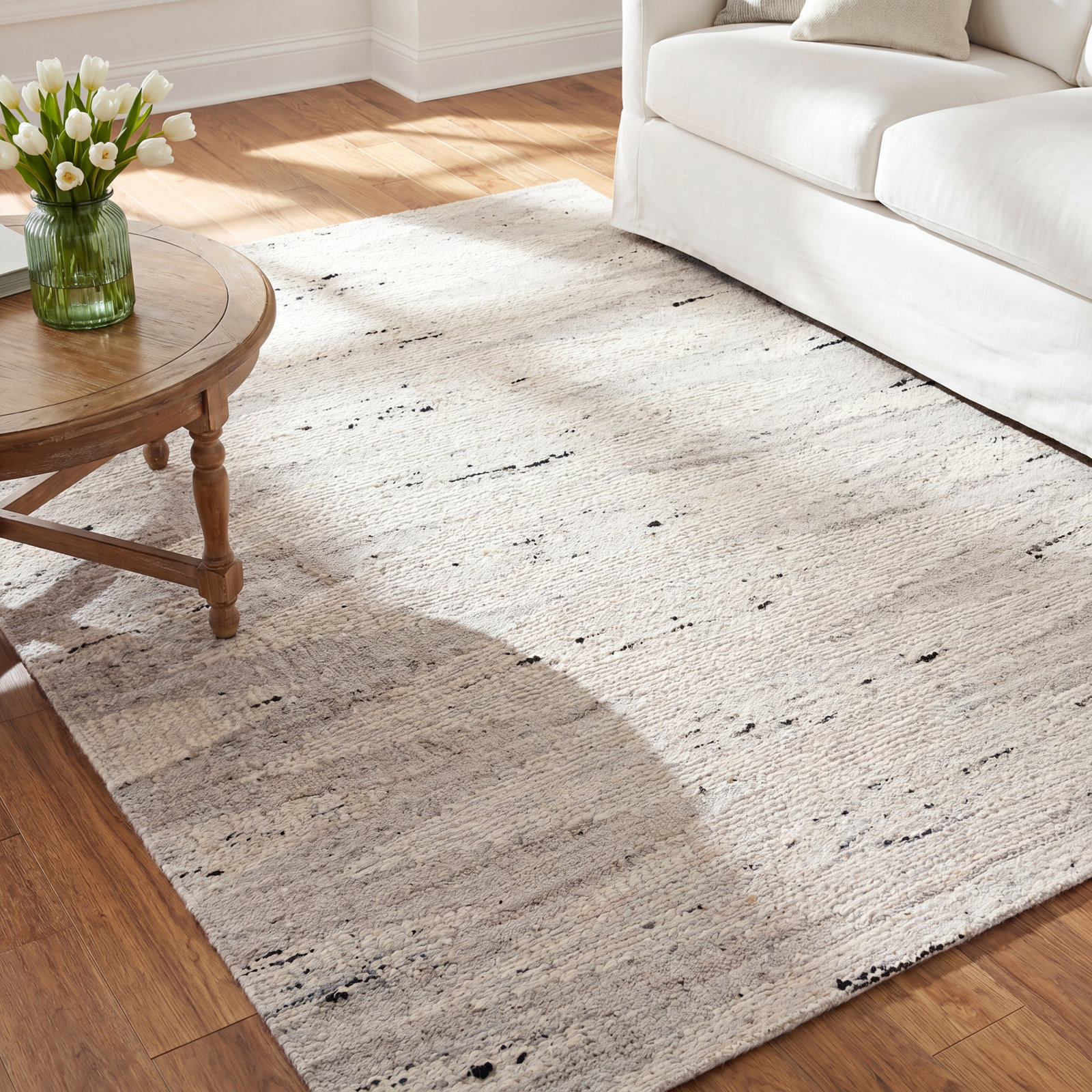 Homer Handmade Ivory Rug, Rectangle 5' x 7'6"