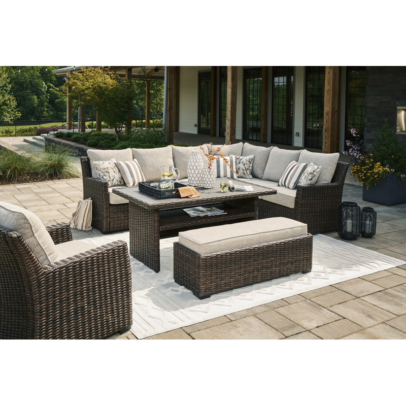 Evolo 111.5'' Outdoor Patio Sectional Set