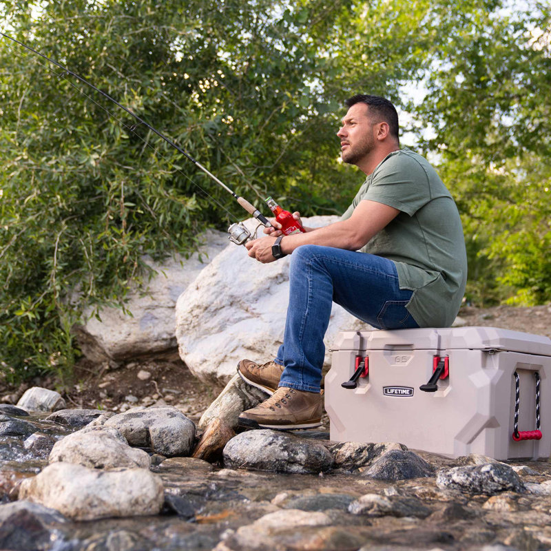 Lifetime 65 Quarts Ice Chest, Arctic Grey