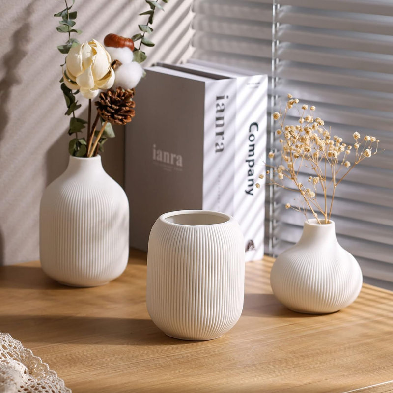 Set Of 3 White Ceramic Ribbed Vases