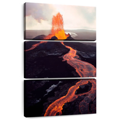 Alvord Kilauea Volcano Erupting