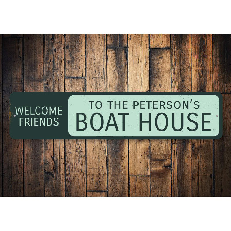 Plaque en aluminium Welcome Friends Boat House, H 6 po x l 24 po x P 0,063 po