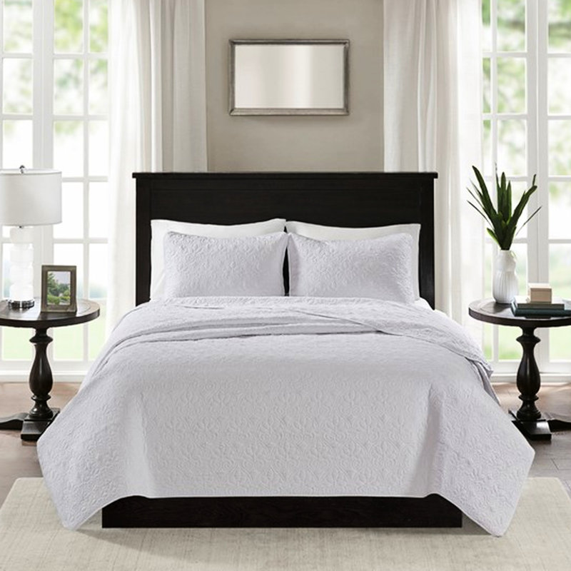 48f-f3cf-feff7 Comforter