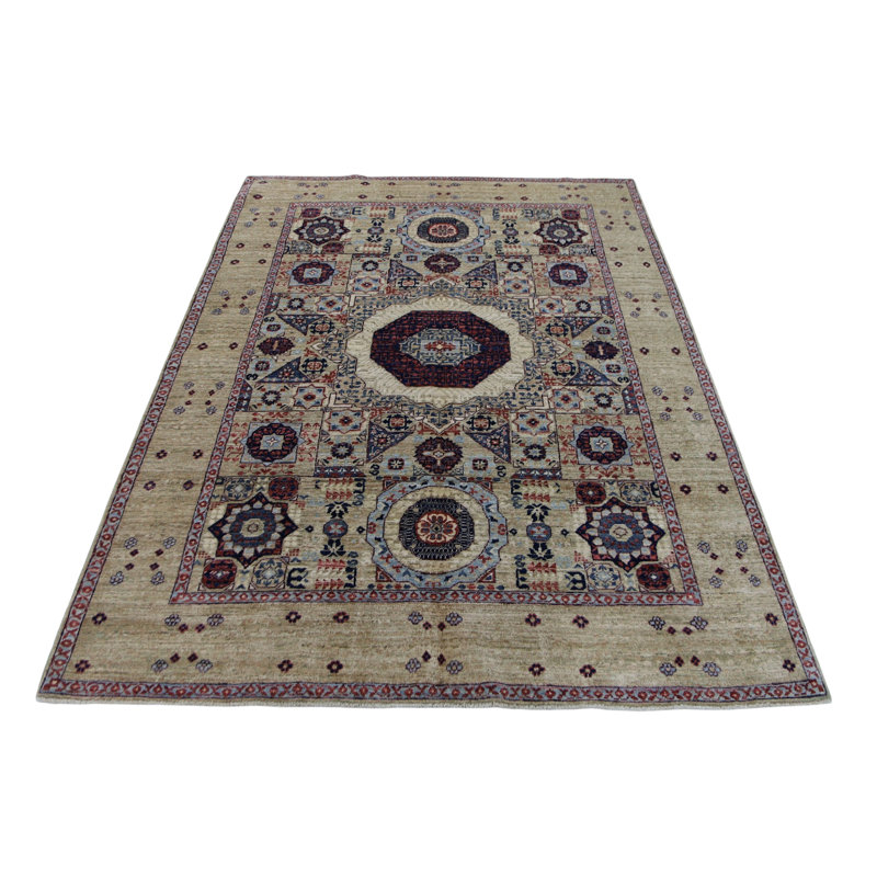 Hand Knotted Wool Area Rug in Beige, Rectangle 4'11" x 6'10"