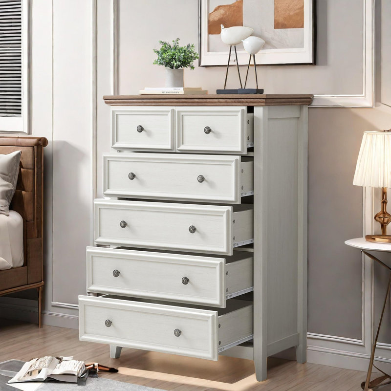 Commode moderne avec 6 tiroirs, poignées en métal et surface en grain de bois Jerrlyn