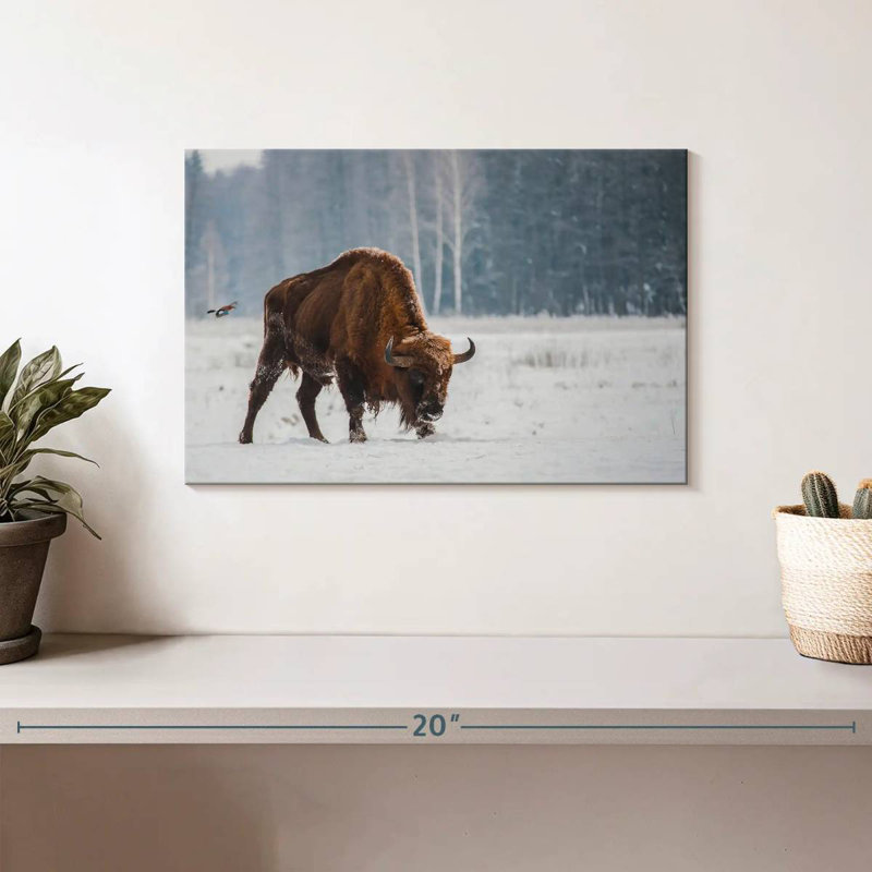 Bison Brampt dans la forêt enneigée, H 8 po x l 12 po
