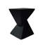 Table d'appoint noire aux formes harmonieuses, esthétique contemporaine, 31,3 cm L x 45,6 cm P, usage intérieur et extérieur, aucun assemblage requis. Table d'appoint minimaliste, surface lisse, idéale pour les petits espaces.