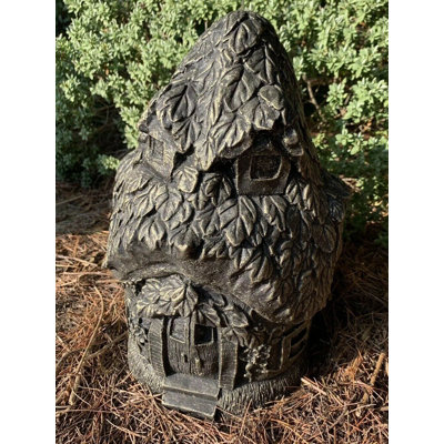 Romario Plants & Flowers Stone Garden Statue