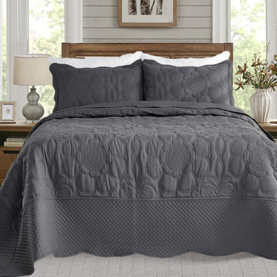 Classic Solid Floral Oversized King Quilt Set Bedding Set California King Bedspread with Shams(Dark Gray 128"x120")