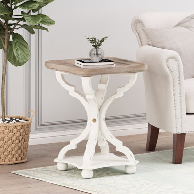 Merveilleuse table d'appoint inspirée du style champêtre