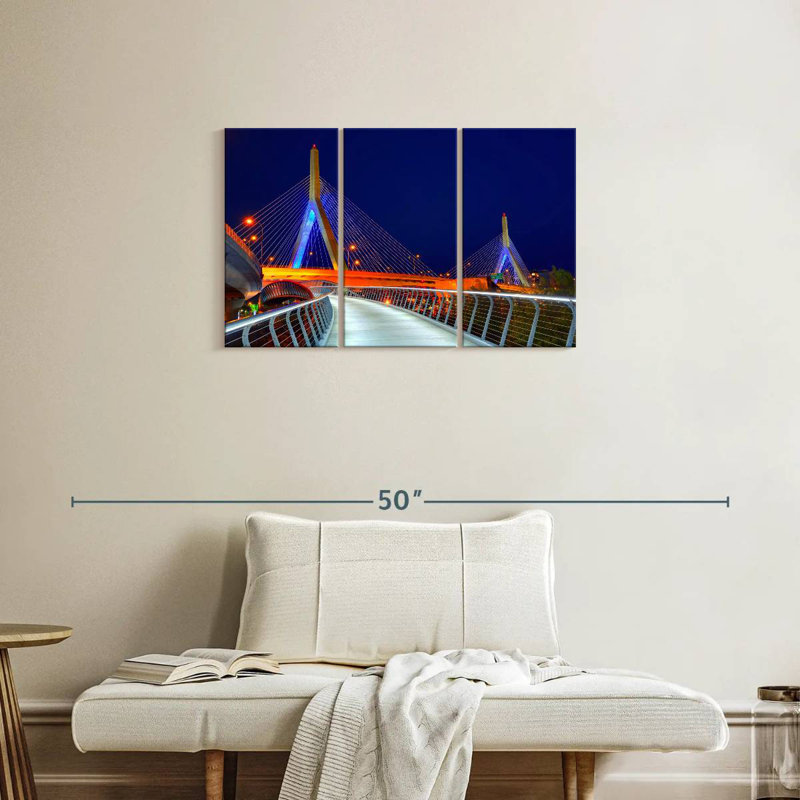 Pont patriotique Zakim, H 20 po x l 33 po