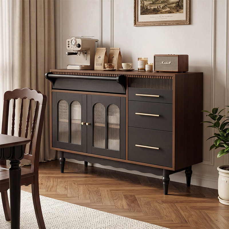 Armoire de rangement rétro