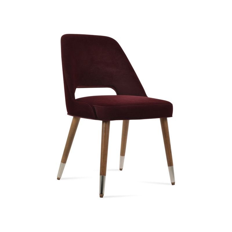 Chaise en velours cerisier Marash