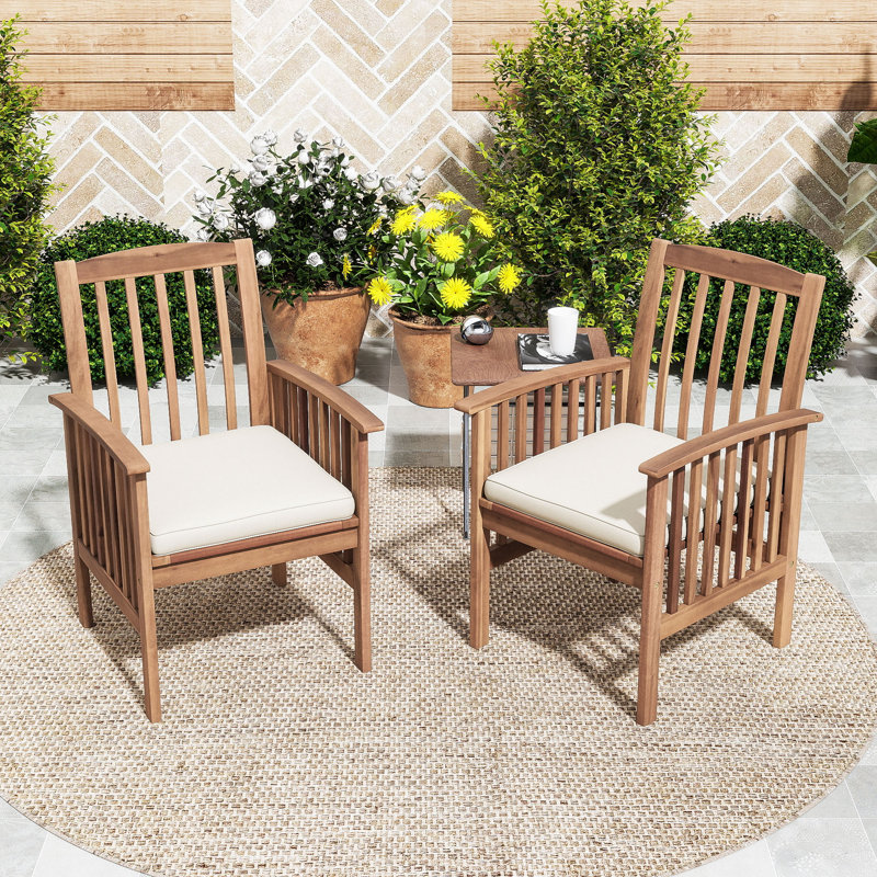 Chaises de salle à manger d'extérieur en bois rustique avec coussin résistant à l'eau et structure durable, Beige, Brun