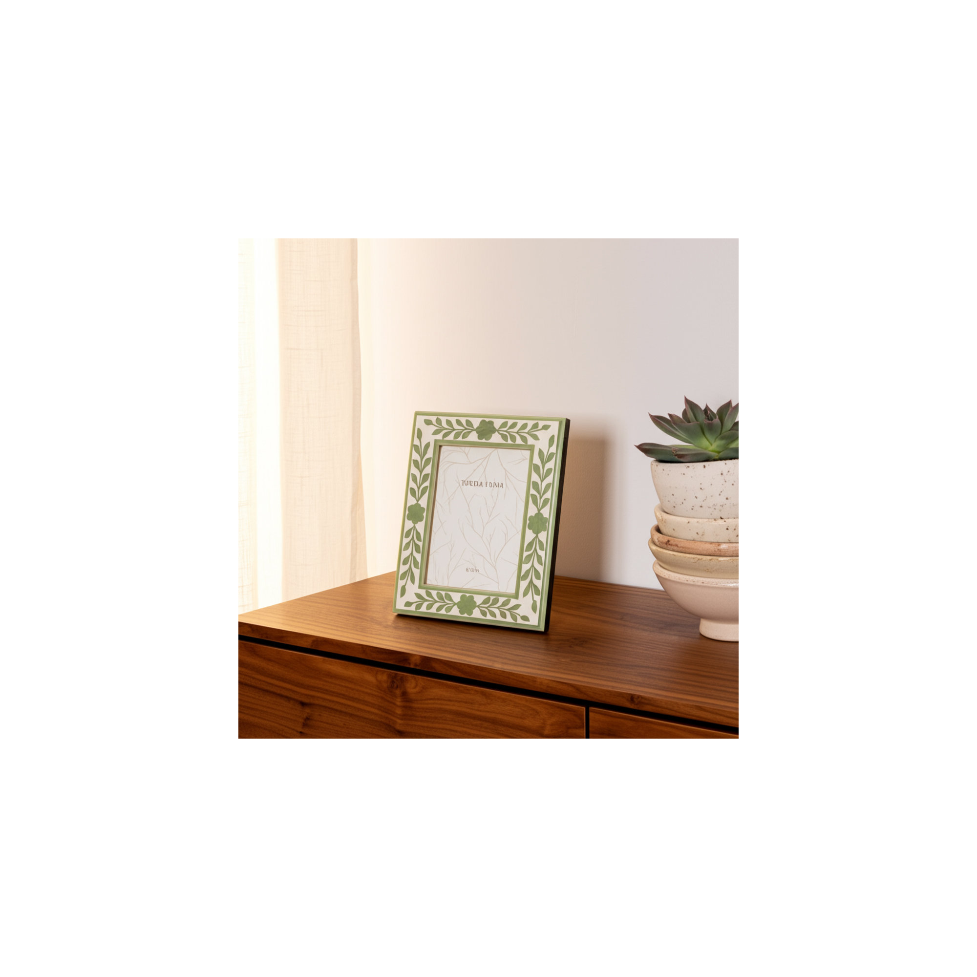 Amma 4" x 6" Picture Frame - Blue and White Floral Petals Polyresin Portrait Holder - Decorative Glass Frame for Home or Office - Sentimental Gift Idea