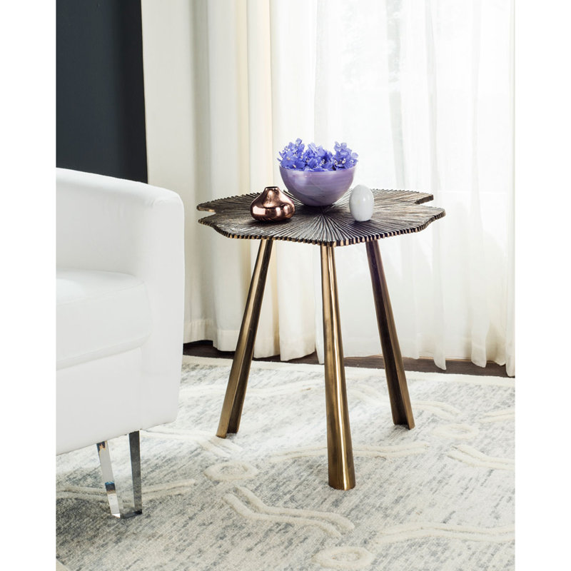 Table de bout à 3 pieds Leif
