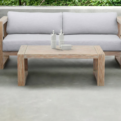 Table basse d'extérieur en bois d'eucalyptus Adasai