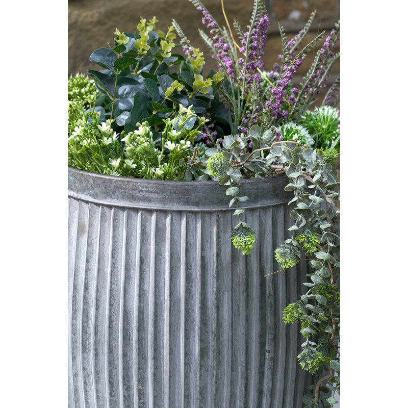 Bethke Metal Pot Planter