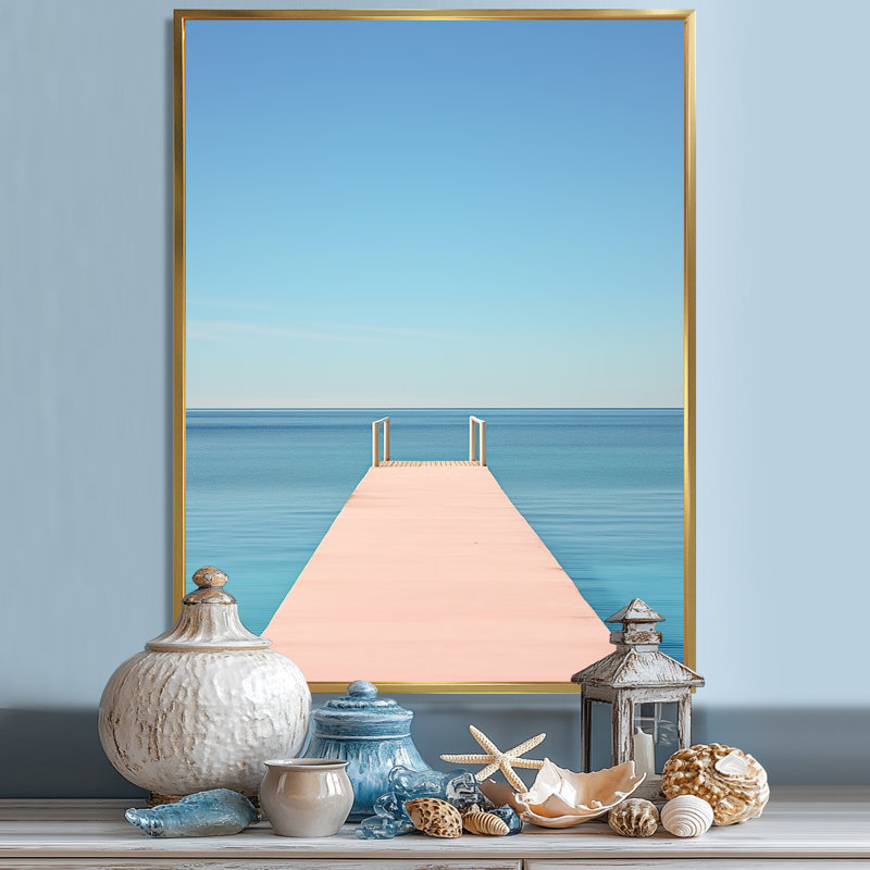 «Coastal Blue Pier Pers perspective I», reproduction sur toile, H 44 po x l 34 po x P 1,5 po, Cadre flottant doré