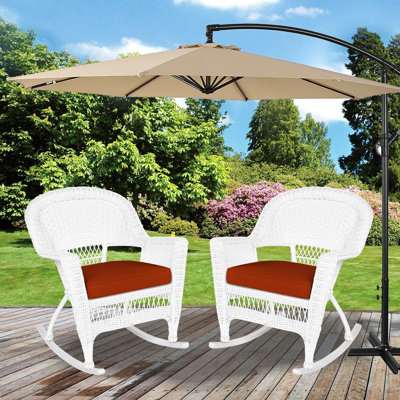 Chaise berçante en osier Raenesha