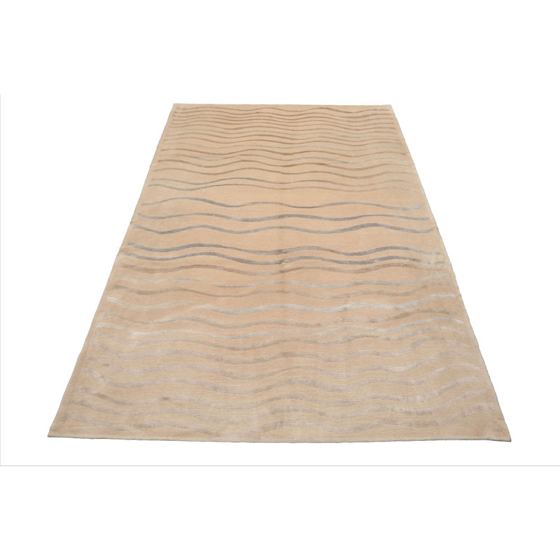 Tapis beige en laine noué à la main 5 pi 10 po x 8 pi 9 po beige