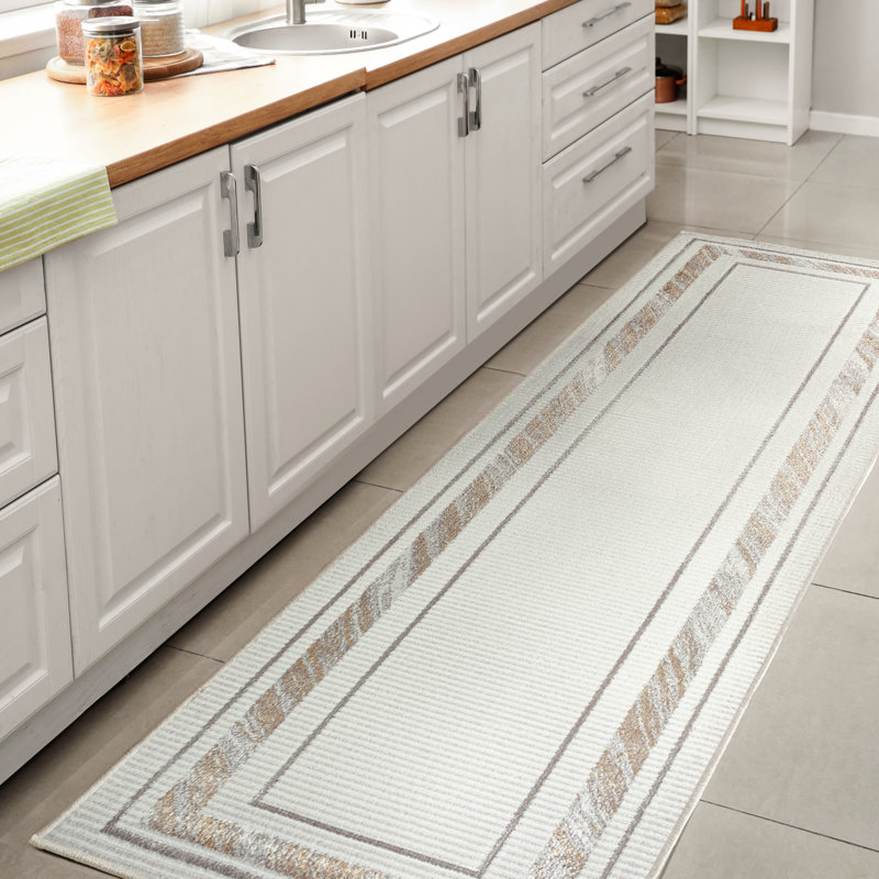 Tapis argenté / doré Maythel, Tapis de couloir 2 pi x 8 pi