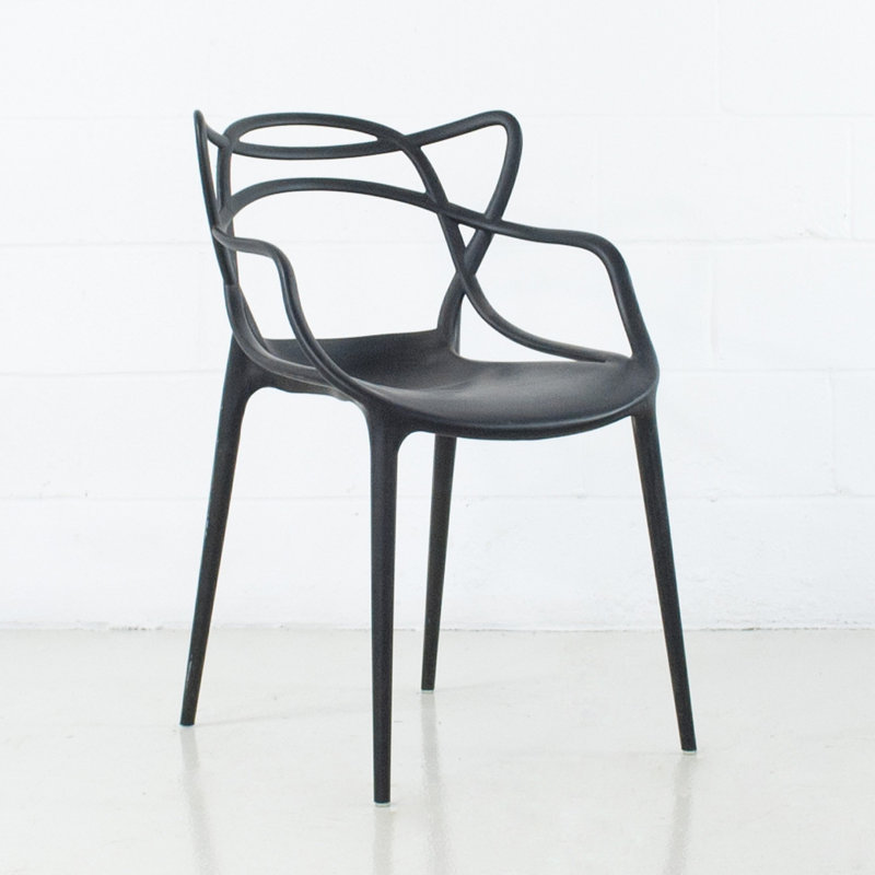 Chaise Josifas, Noir
